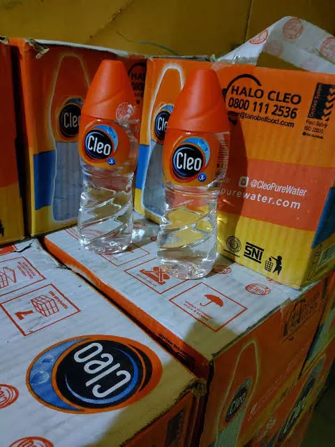 CLEO TUTUP KUNCUP 330 ML